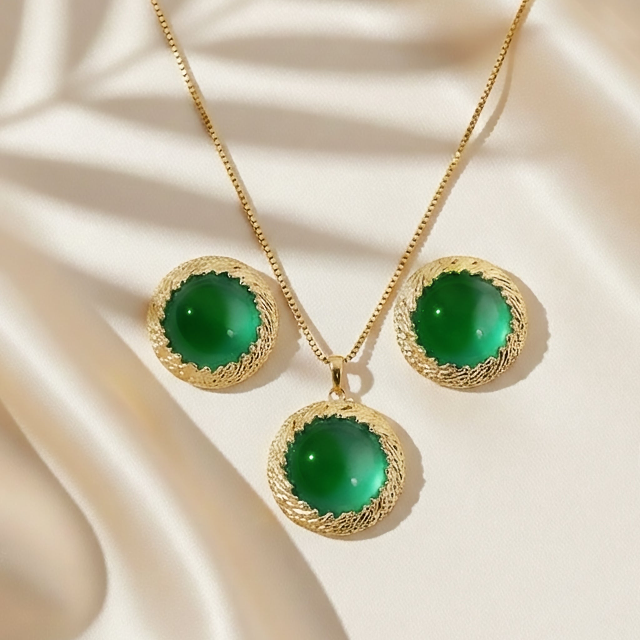 Aura Duo – Parure Dorée Cabochon