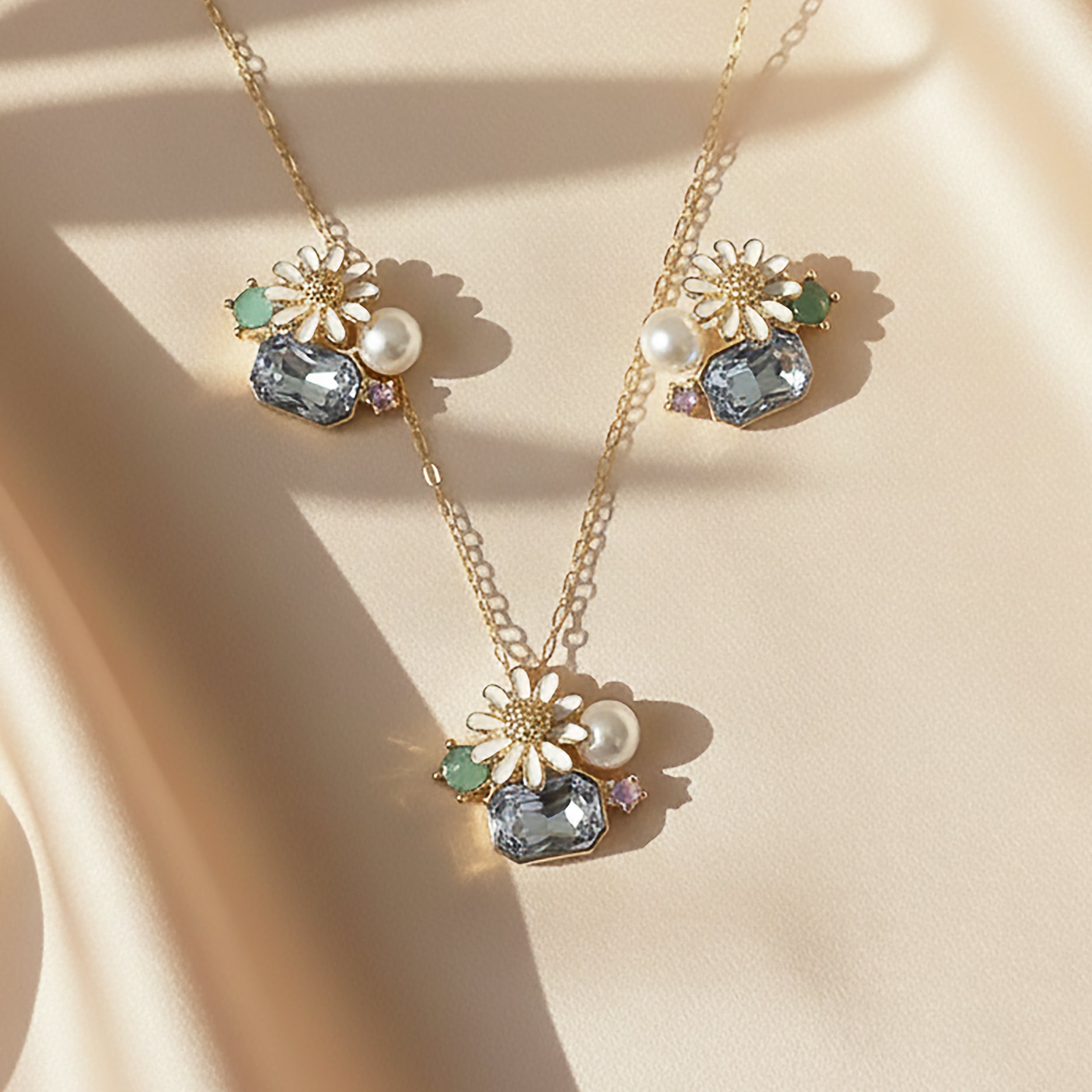 Floral Accent – Parure Joaillerie Contemporaine